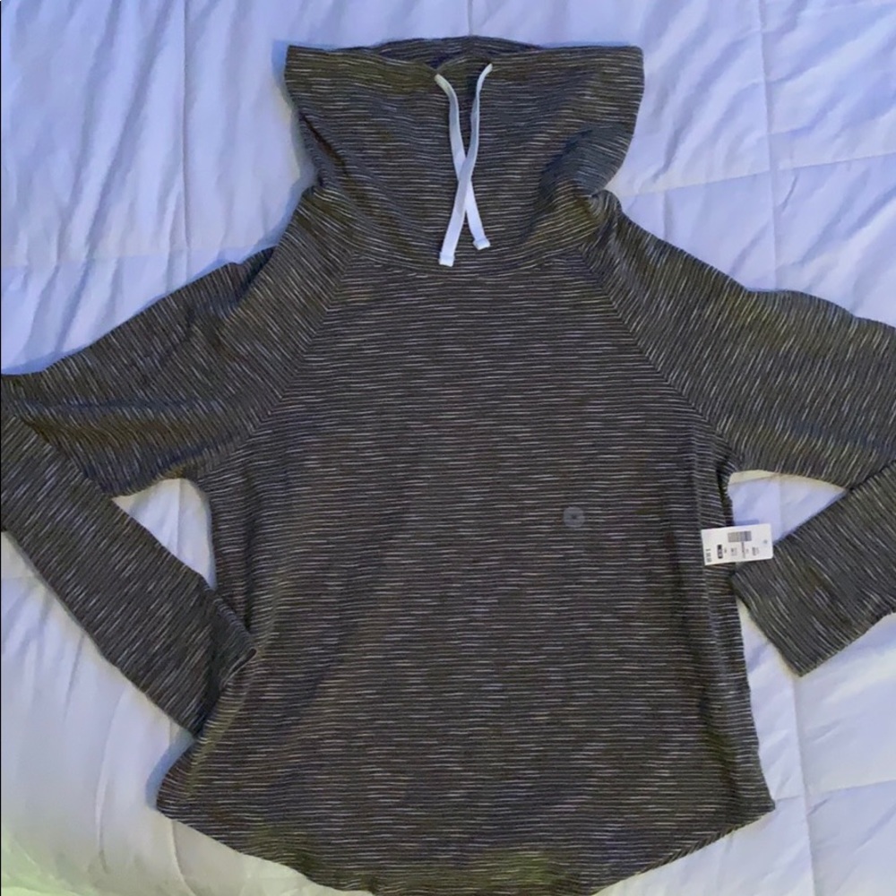 Aeropostale cowl neck